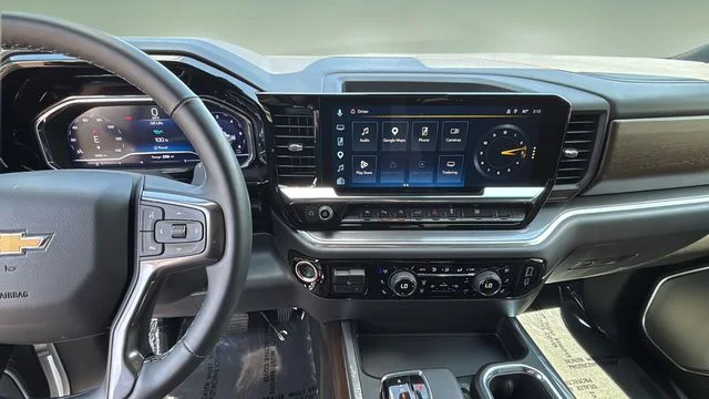 Used 2025 Beige Chevrolet High Country image 11