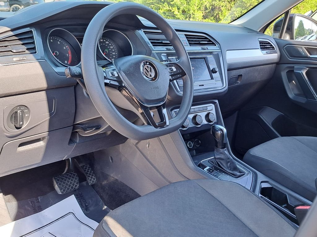 Used 2020 Black Volkswagen 2.0T S image 8