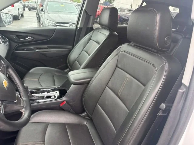 Used 2024 Summit White Chevrolet Premier image 12