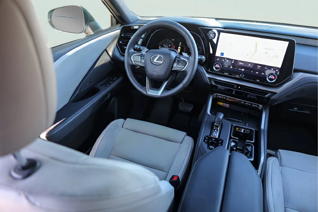 Used 2024 White Lexus 350 Luxury image 29