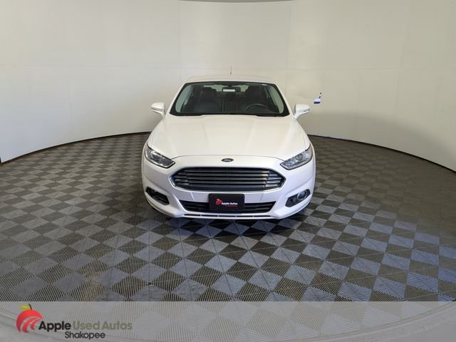 Used 2016 White Ford SE image 4