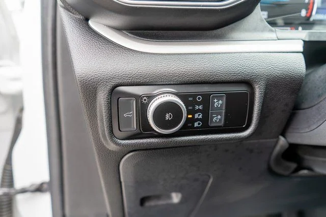 Used 2022 White Ford XLT image 21