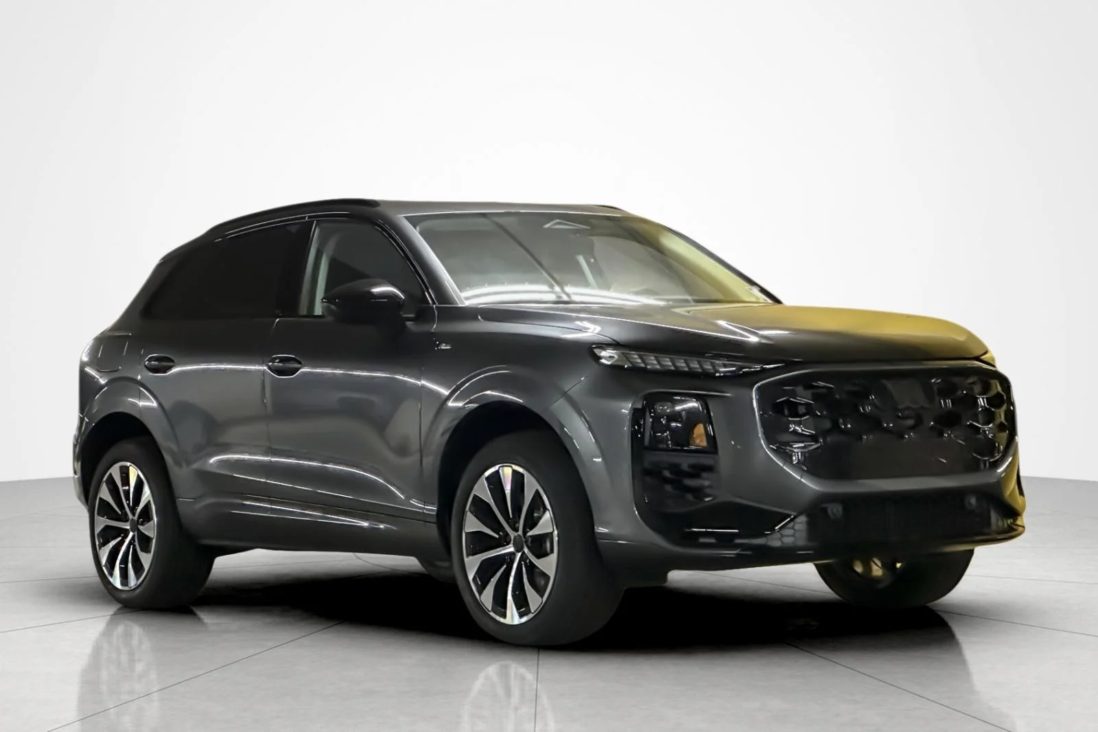 New 2026 Daytona Gray Pearl Effect Audi S line quattro image 2