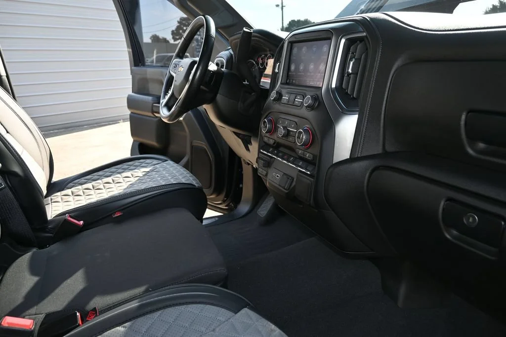 Used 2023 Black Chevrolet LT image 10