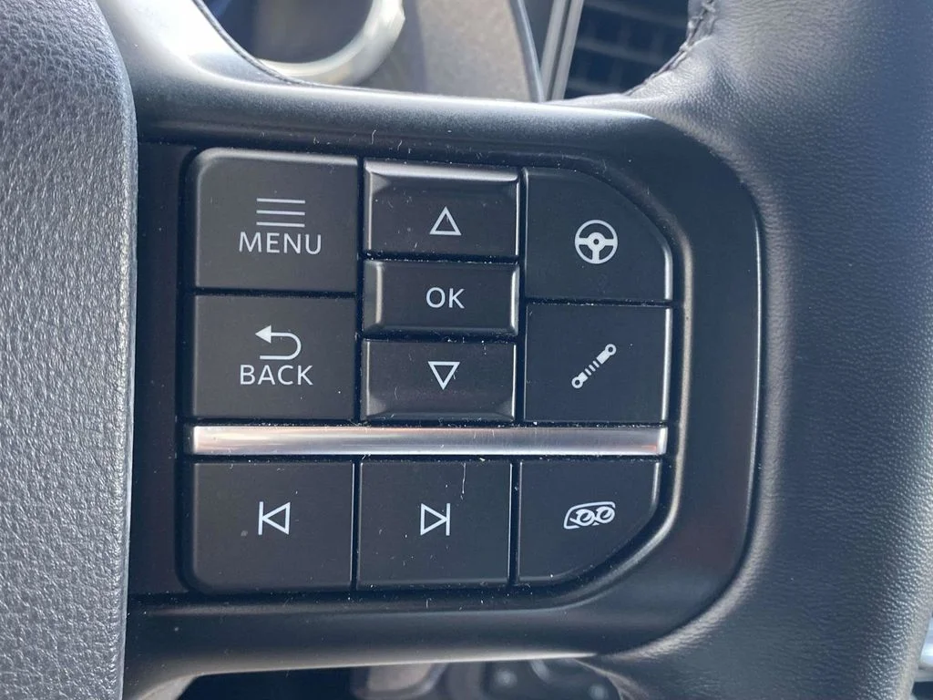 Used 2021 White Ford Raptor image 25