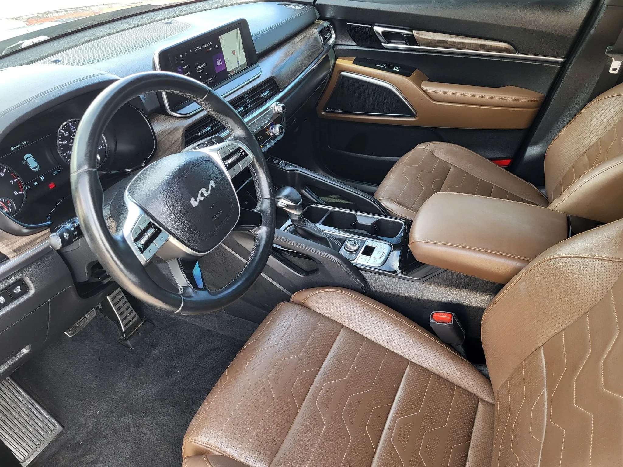 Used 2022 Dark Moss Kia SX image 10