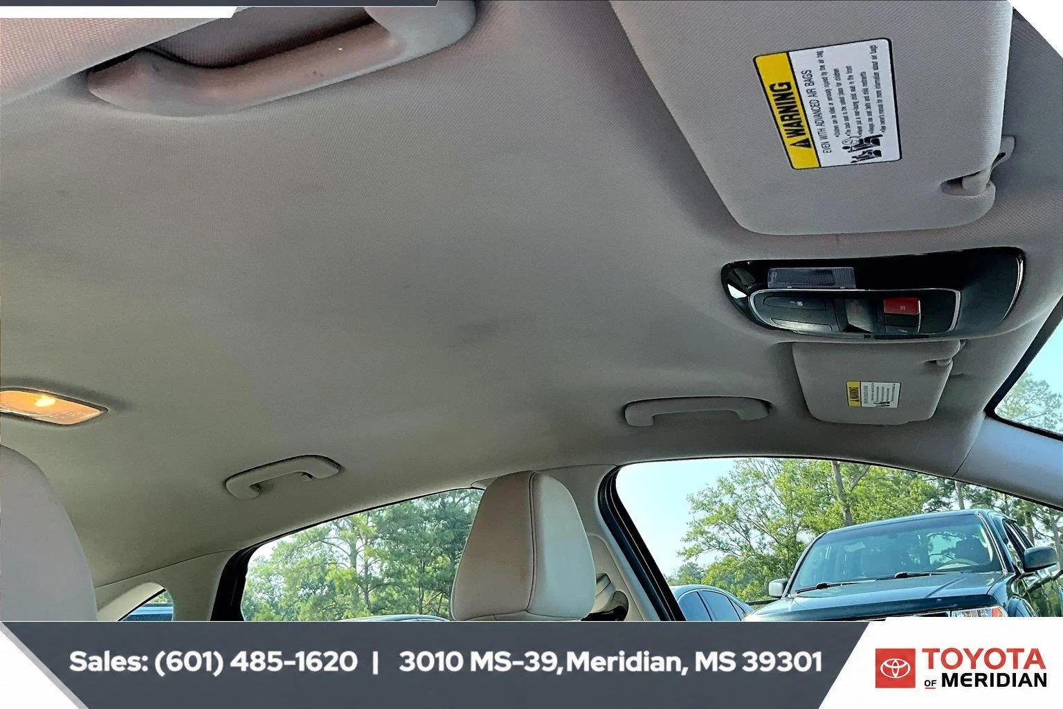 Used 2025 Aero Silver Hyundai SEL image 16