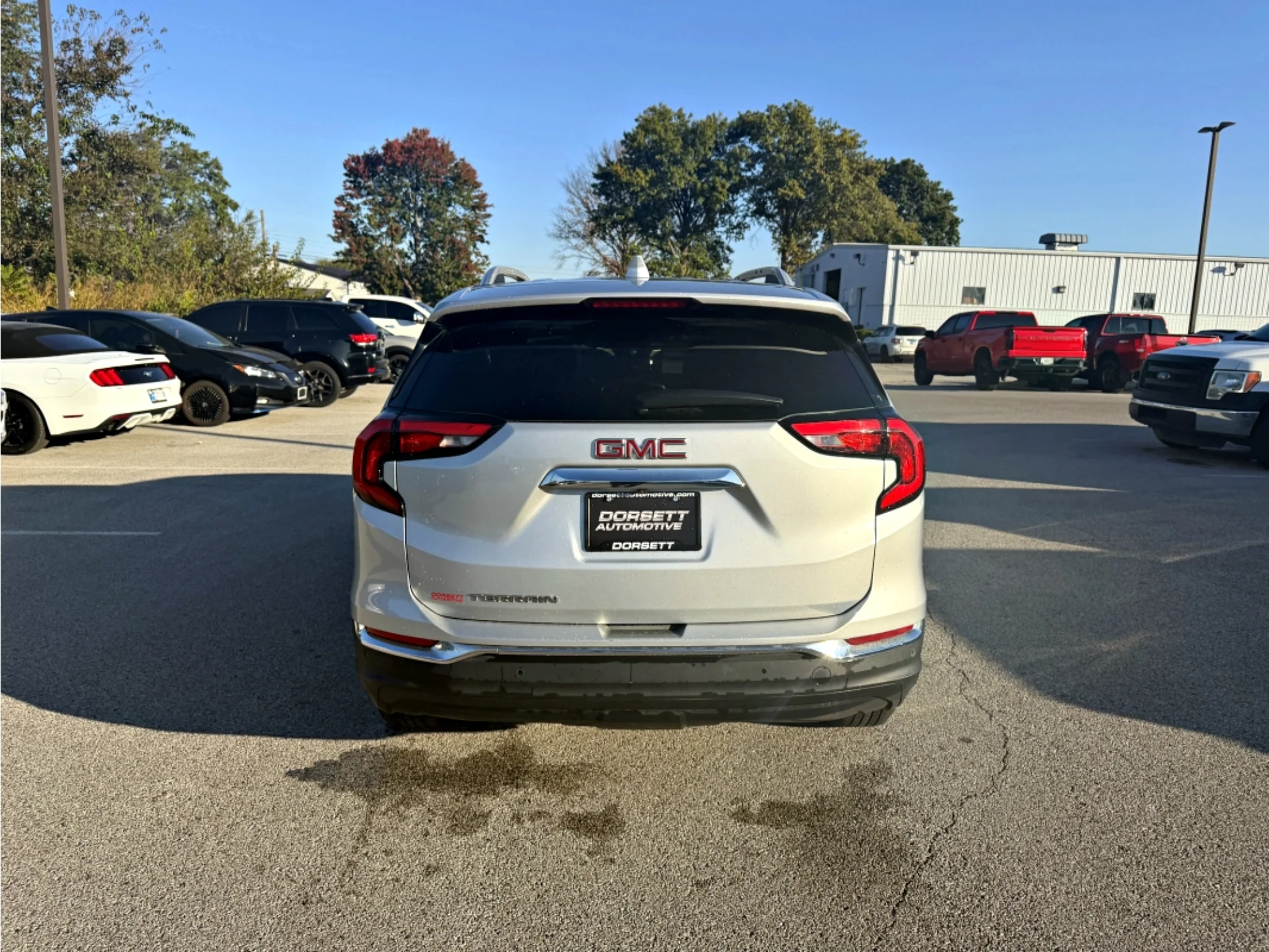 Used 2018 Quicksilver Metallic GMC SLT image 5