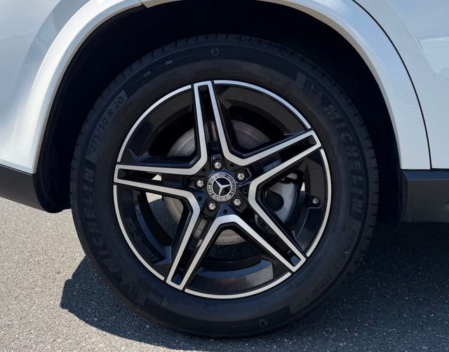 Used 2026 White Mercedes-Benz GLE 350 image 11