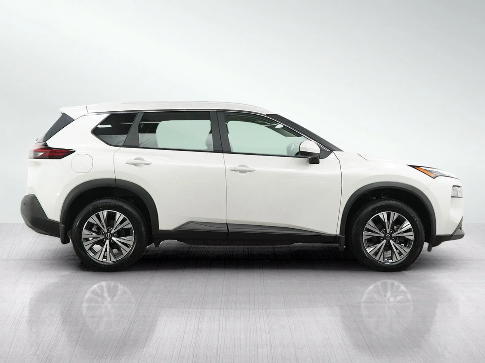 Used 2023 Pearl White Tricoat Nissan SV image 6