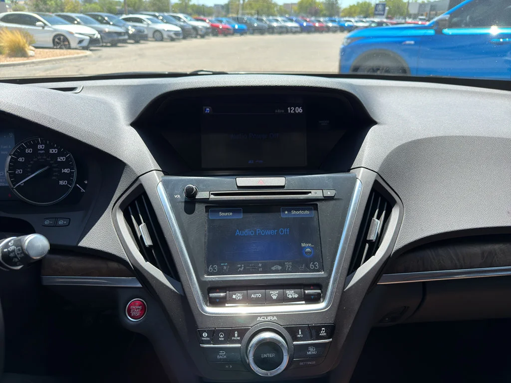Used 2017 White Diamond Pearl Acura SH-AWD with Advance Package image 12