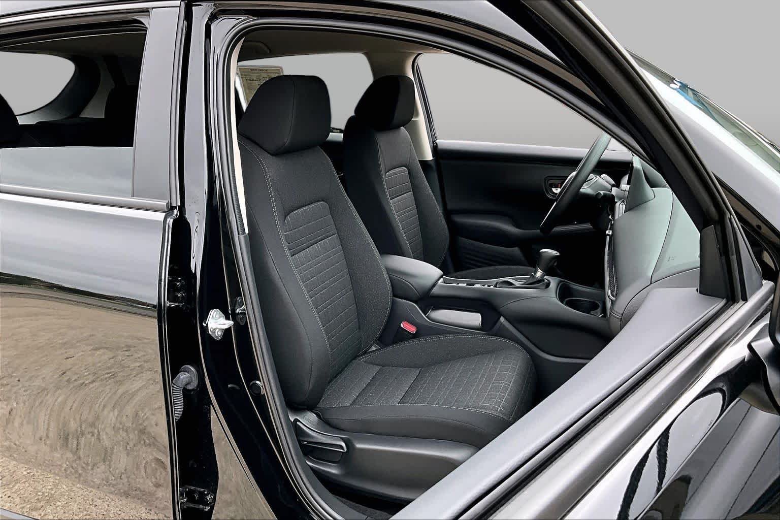 2027 Honda HR-V LX - Photo 9