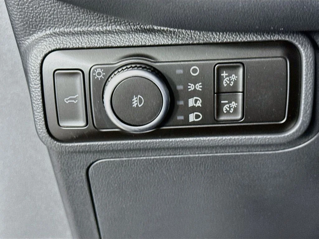 New 2026 Agate Black Metallic Ford Tremor® image 10