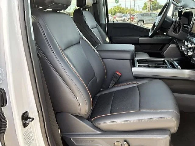 New 2026 Star White Metallic Tri-Coat Ford F-250® Lariat® image 21