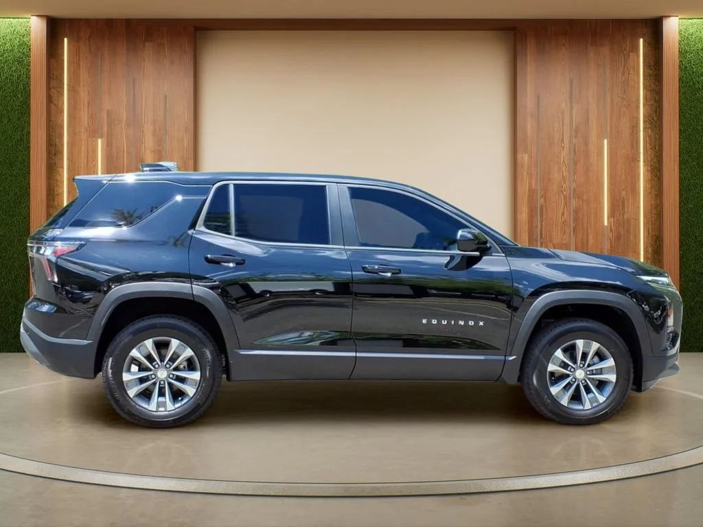 2026 Chevrolet Equinox LT - Photo 33