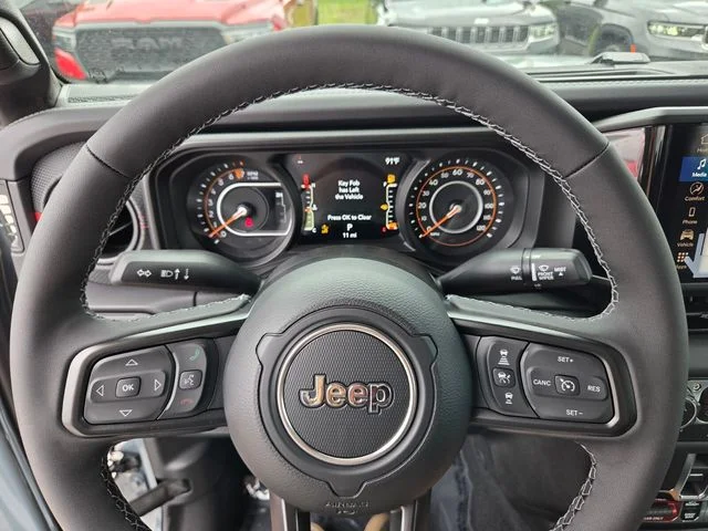 New 2026 Anvil Clear-Coat Exterior Paint Jeep Rubicon image 28