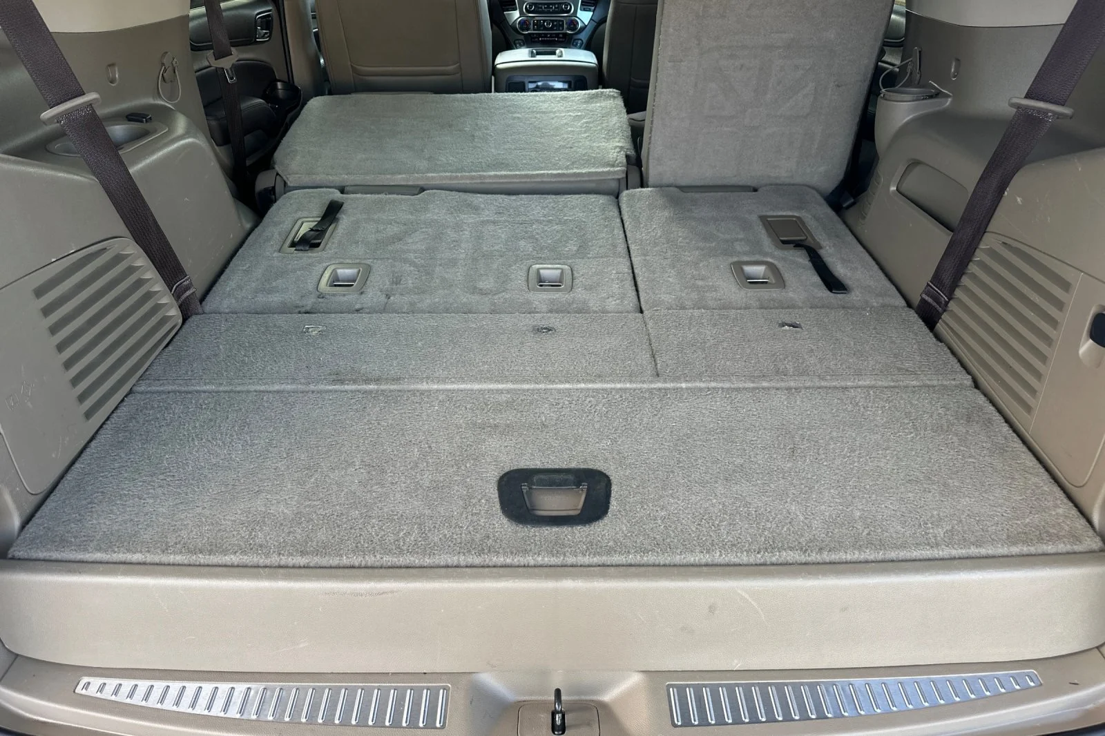 Used 2017 Iridescent Pearl Tricoat Chevrolet LT image 16