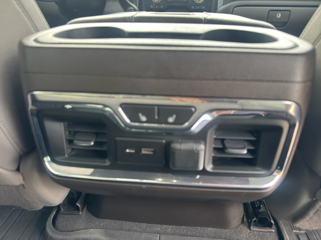Used 2021 Pacific Blue Metallic GMC SLT image 19
