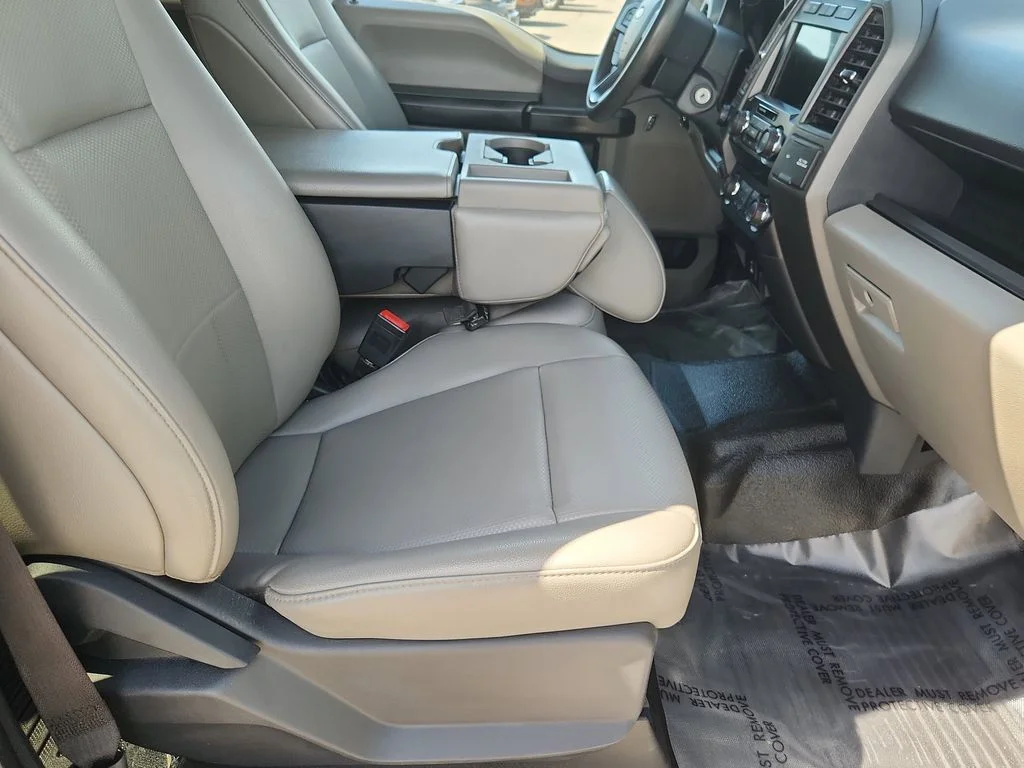 Used 2022 White Ford XL image 13