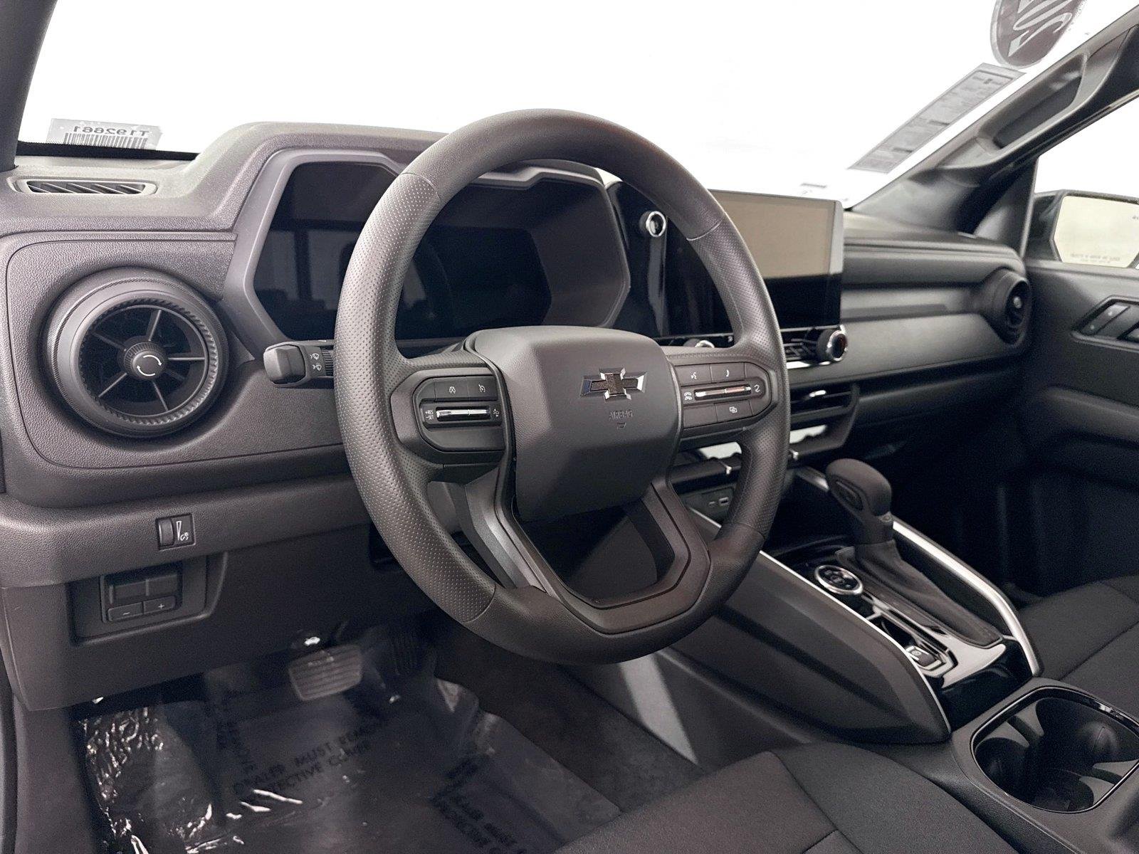 Used 2026 White Sands Chevrolet 4WD Trail Boss image 4