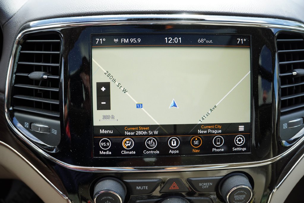 Certified Used 2021 White Jeep Overland image 7
