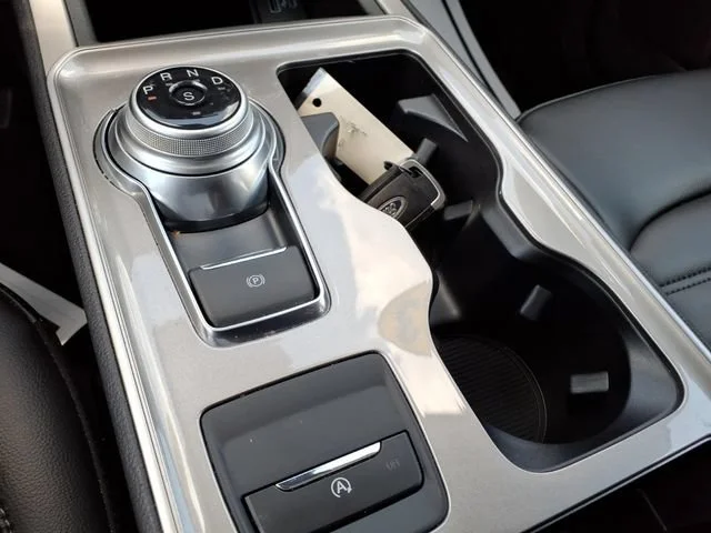 2023 Ford Edge SEL - Photo 20