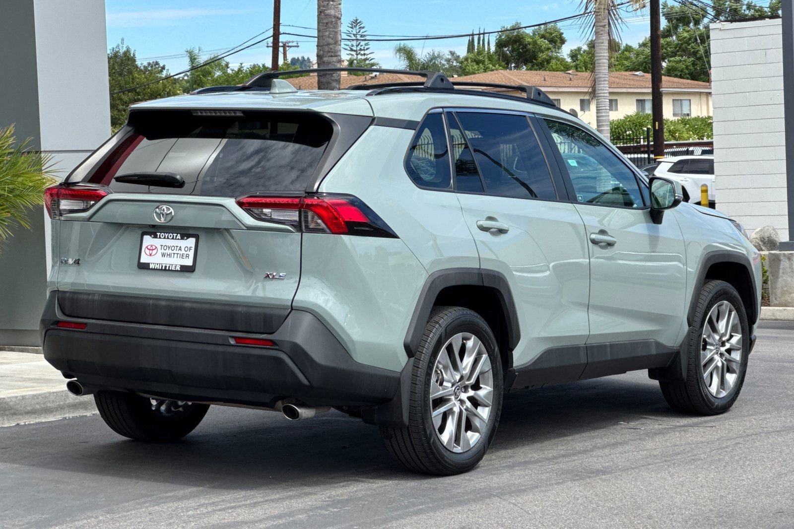 Certified Used 2023  Toyota XLE Premium image 5