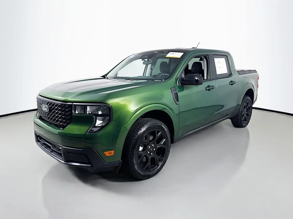 Certified Used 2025 Green Ford XLT image 3