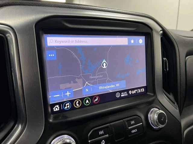 Used 2020 Silver GMC SLT image 15