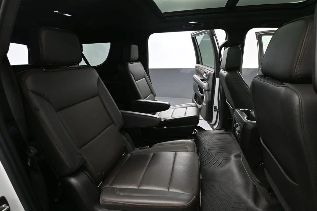 Used 2021 White Chevrolet High Country image 54