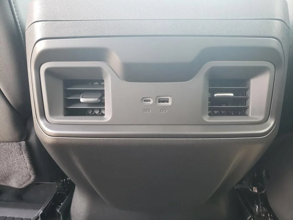 2026 Chevrolet Silverado 1500 RST - Photo 16