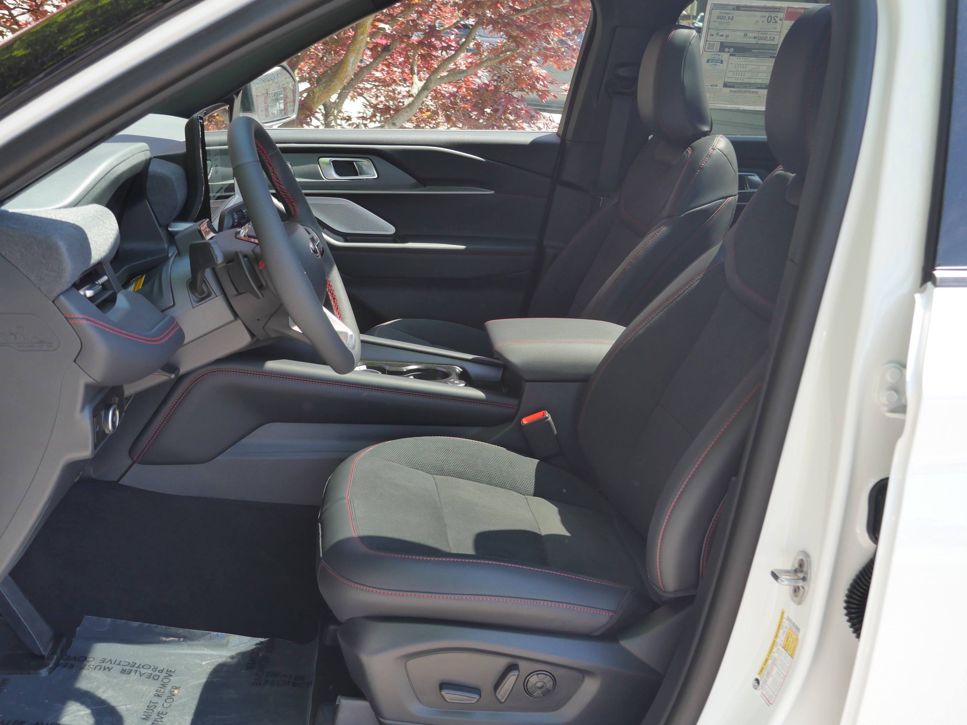 New 2026 Star White Metallic Tri-Coat Ford ST image 3