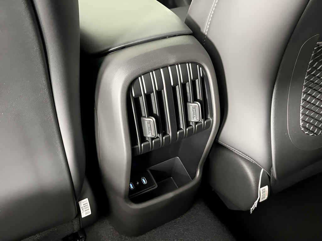 2026 Hyundai Kona Limited - Photo 23
