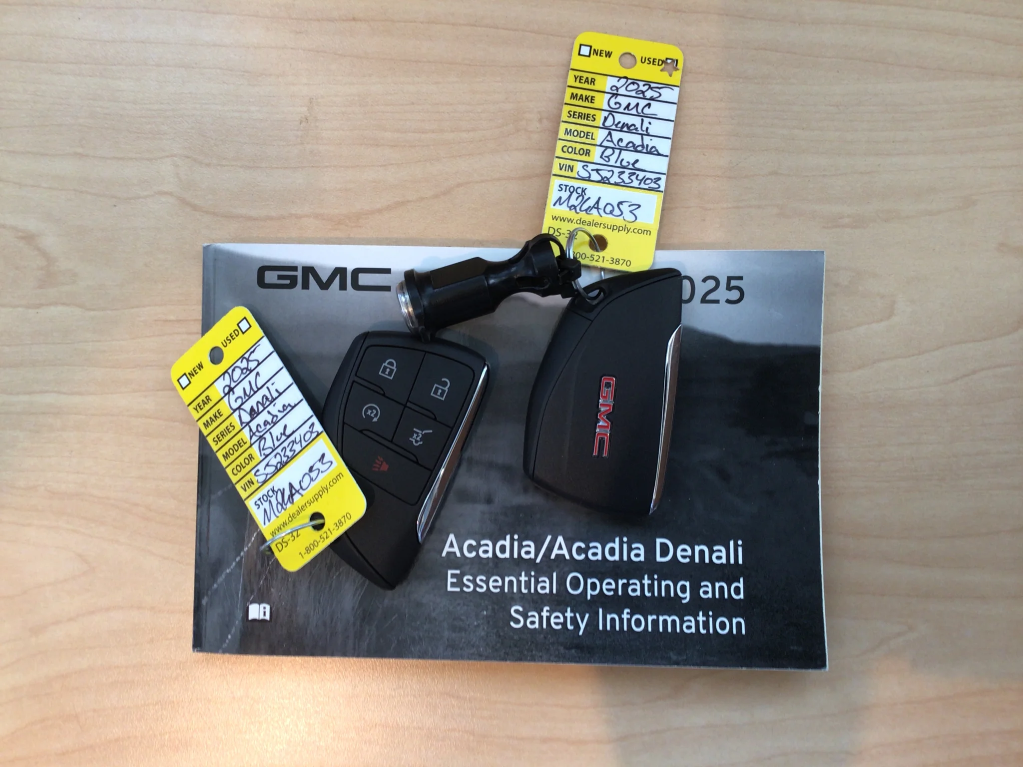 Used 2025 Downpour Metallic GMC Denali image 26