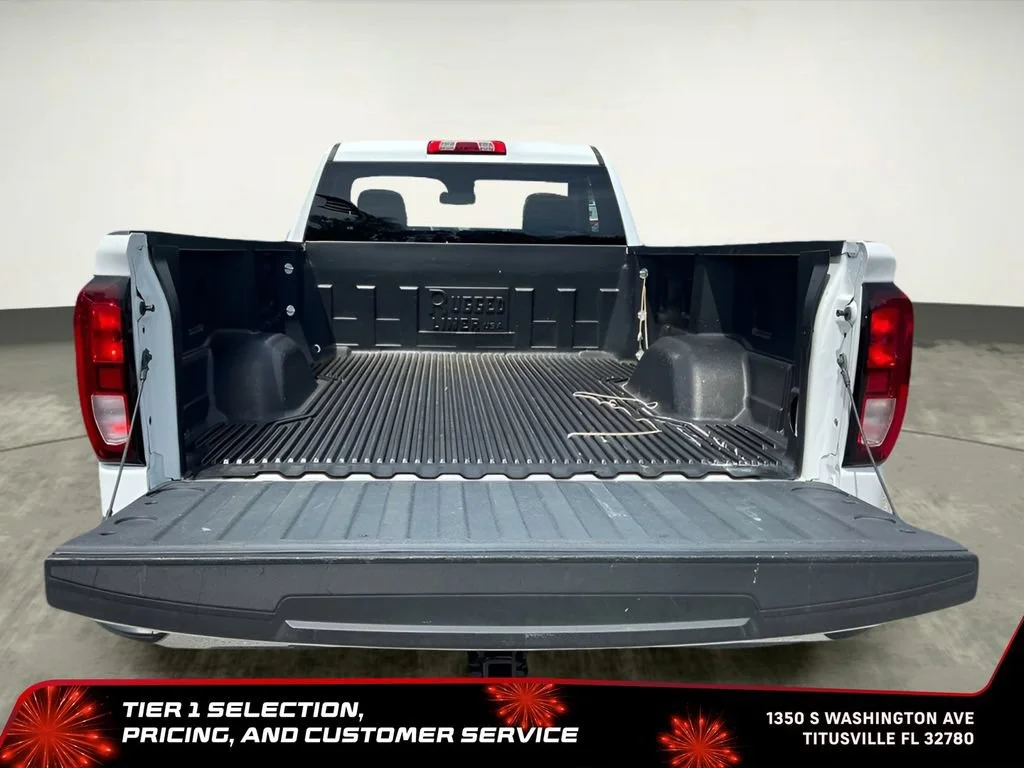 Used 2024 Summit White GMC Pro image 15