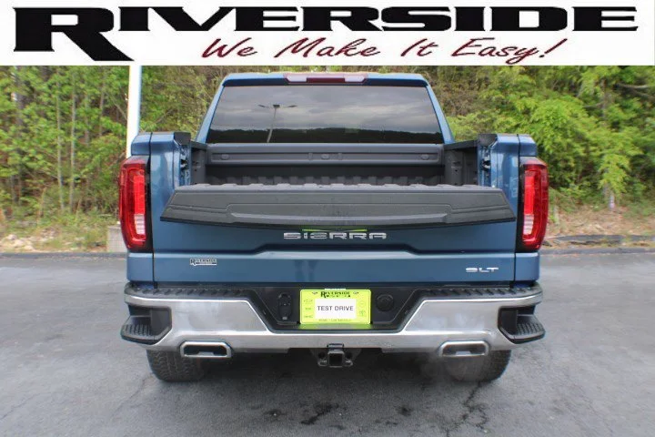 Certified Used 2024 Downpour Metallic GMC SLT image 17