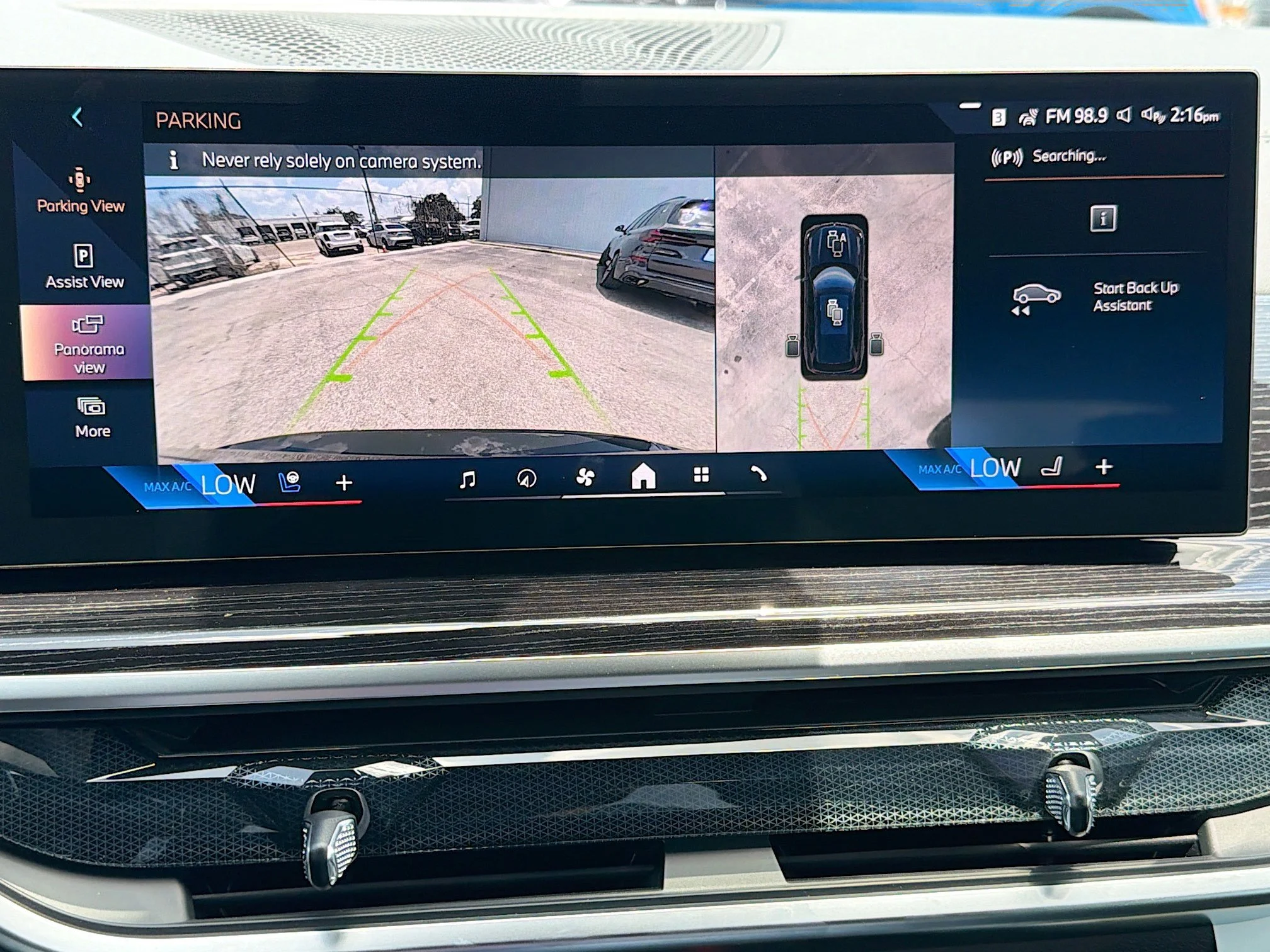 New 2026 Black Sapphire Metallic BMW xDrive40i image 34