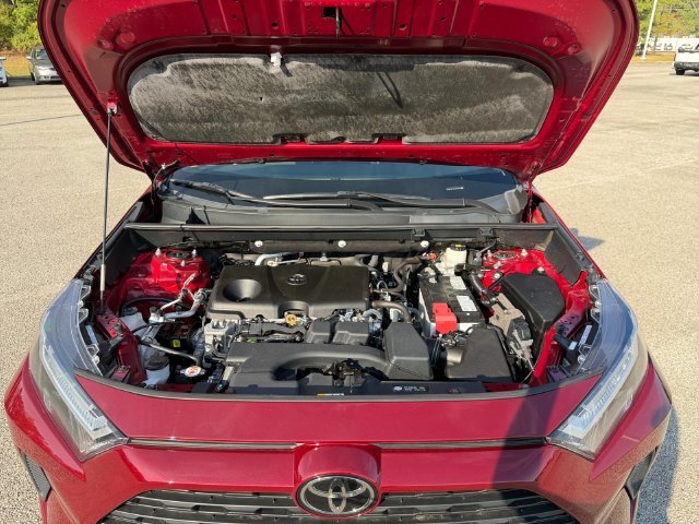 Certified Used 2023 Pearl Toyota XLE image 20