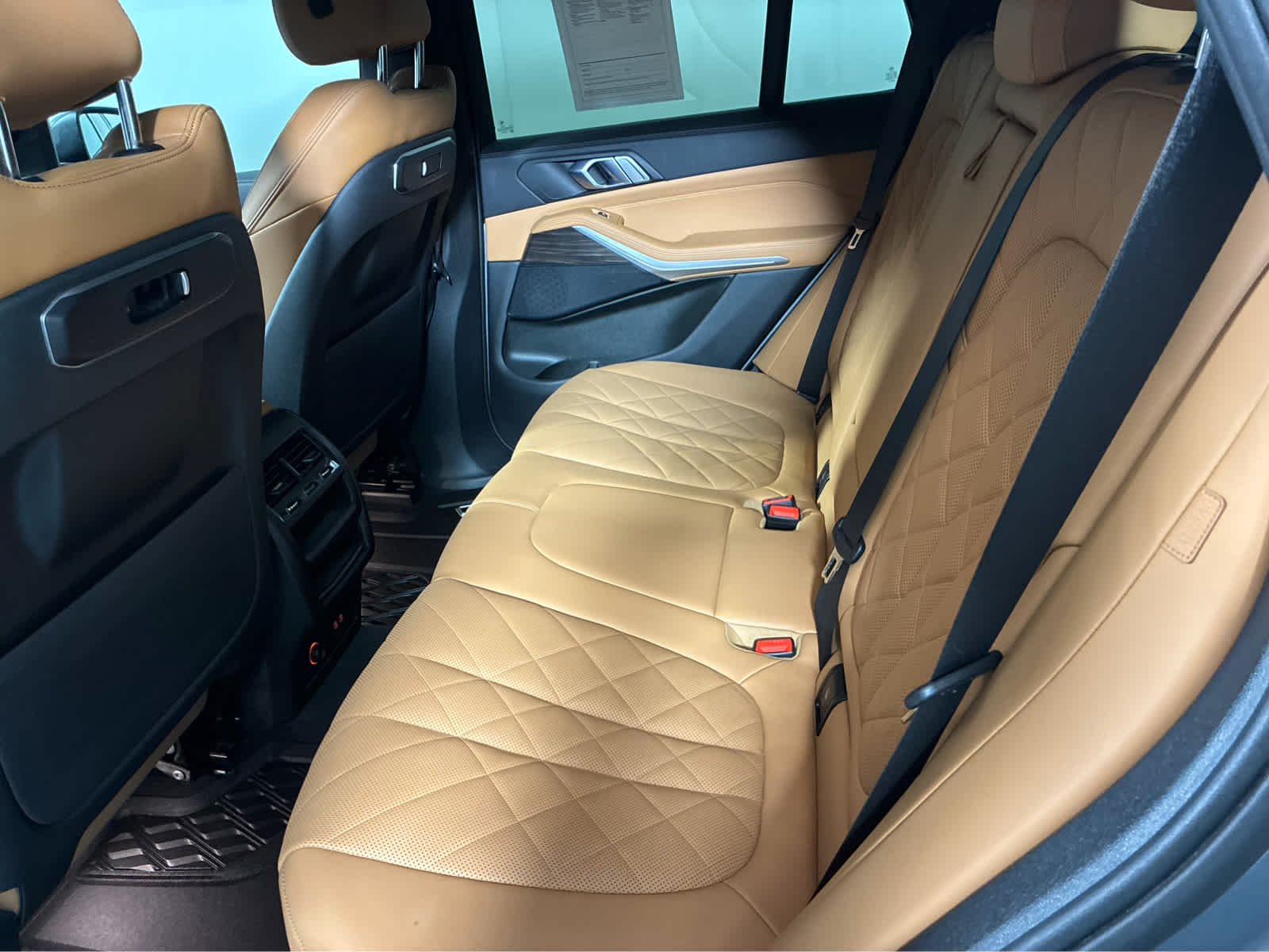 Certified Used 2024 Skyscraper Grey Metallic BMW xDrive40i image 8