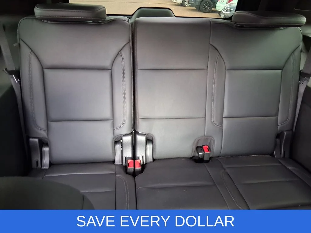 Used 2022 Beige Chevrolet Z71 image 18