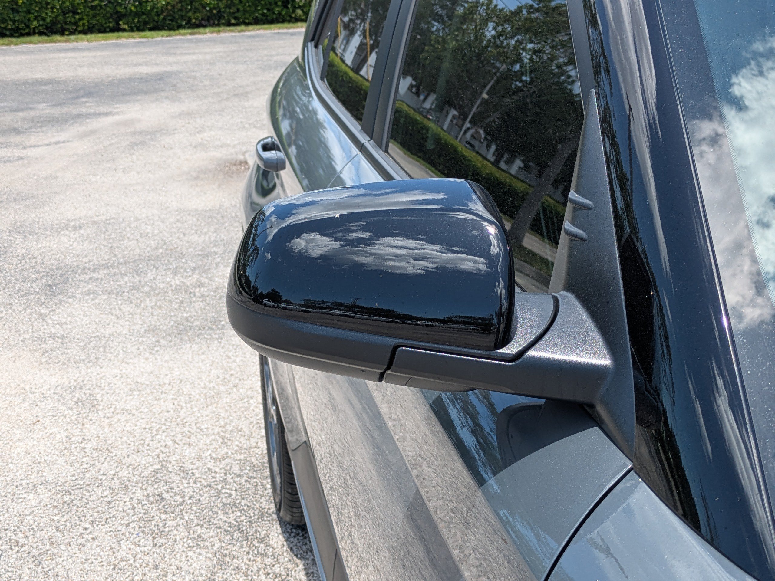 New 2026 Ecotronic Gray w/Black Roof Hyundai SEL w/Two-Tone Roof image 8