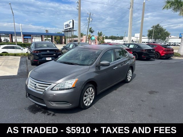 Used 2015 Gray Nissan S image 3