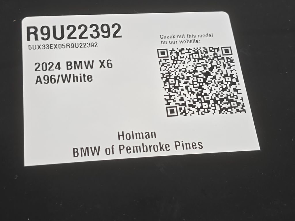 Certified Used 2024 Mineral White Metallic BMW xDrive40i image 27