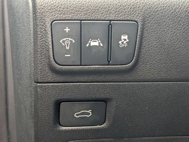 Used 2021 Silver Kia EX image 21