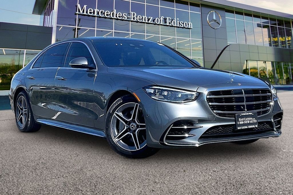 2025 Mercedes-Benz S-Class S 580 4MATIC's photo