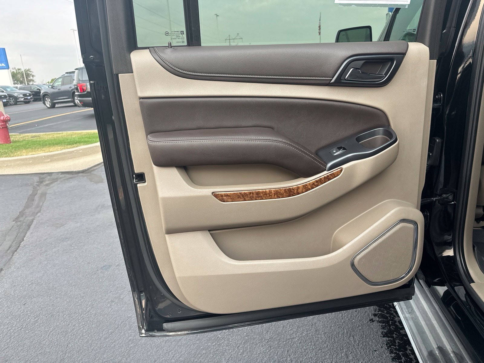 Used 2015 Black Chevrolet LTZ image 29