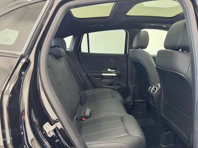New 2026 Black Mercedes-Benz GLA 250 image 19