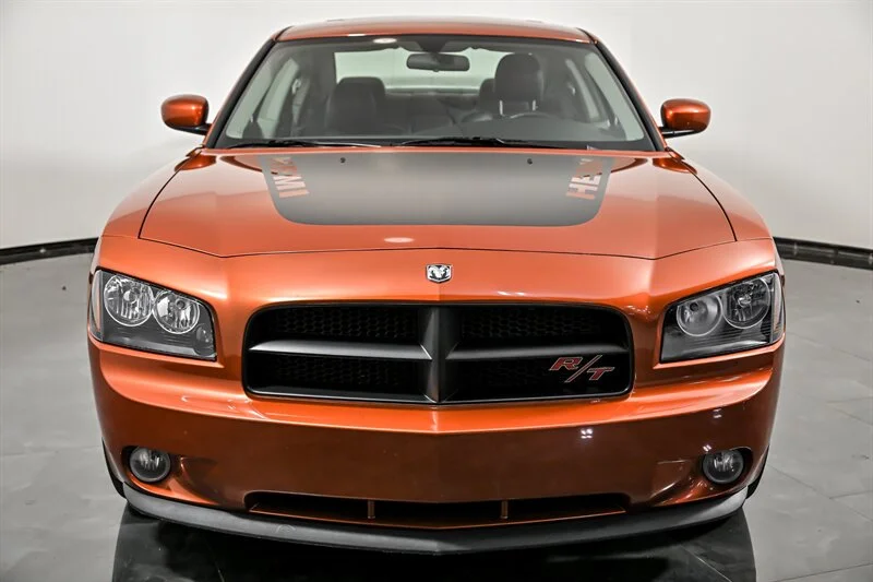 Used 2006 Go Mango! Dodge RT image 4