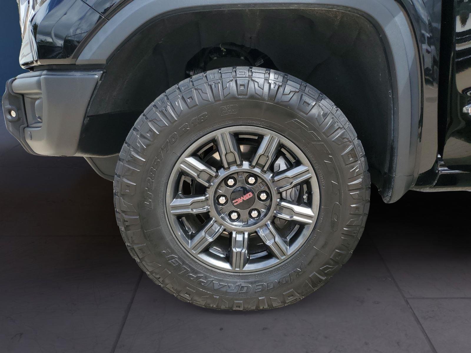 2024 GMC Sierra 1500 AT4X - Photo 14