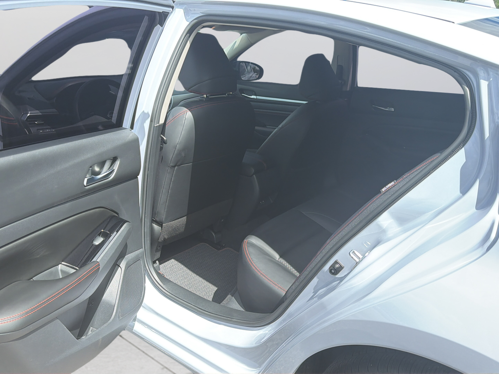 Used 2023 Pearl Nissan 2.5 SR image 31
